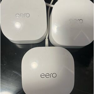 Eero wifi extender pods